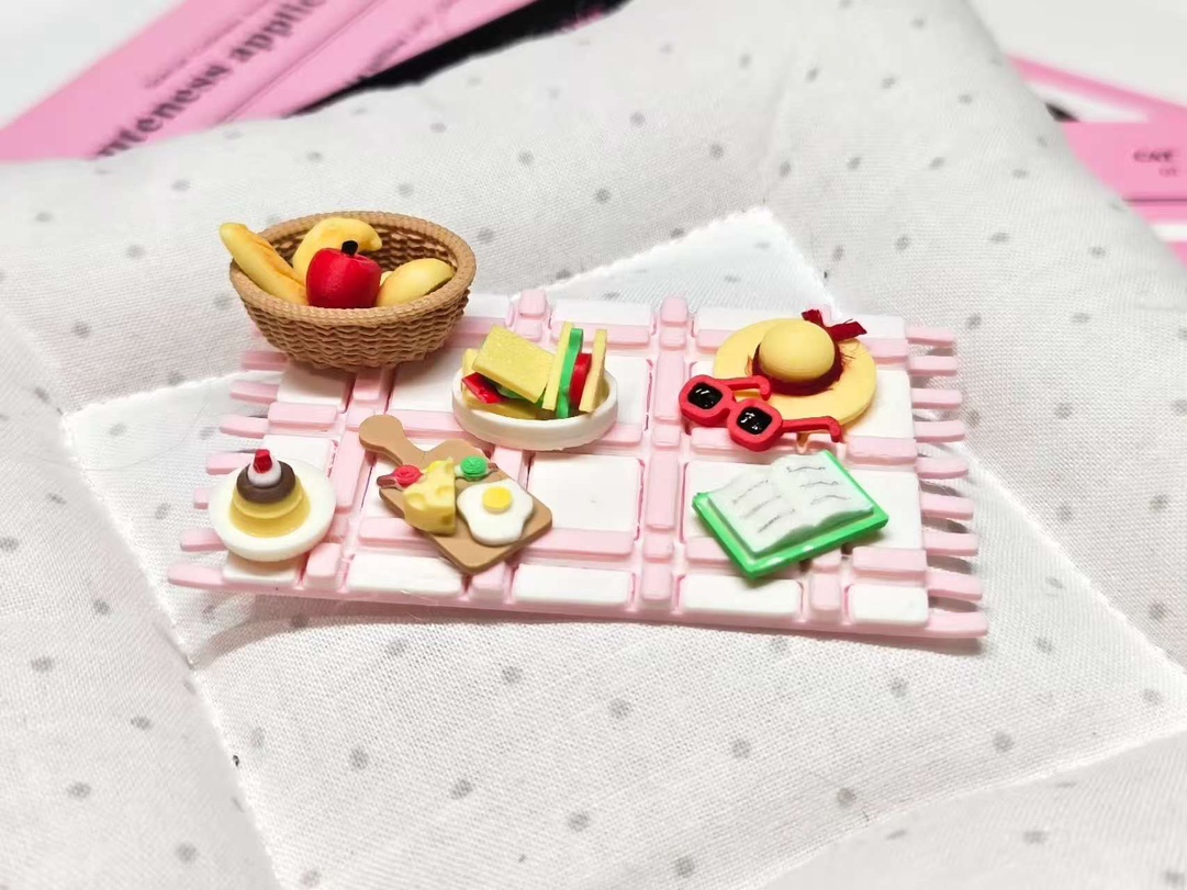 Silicone Mold Tray - Picnic Mat, Picnic Plate, Resin Casting