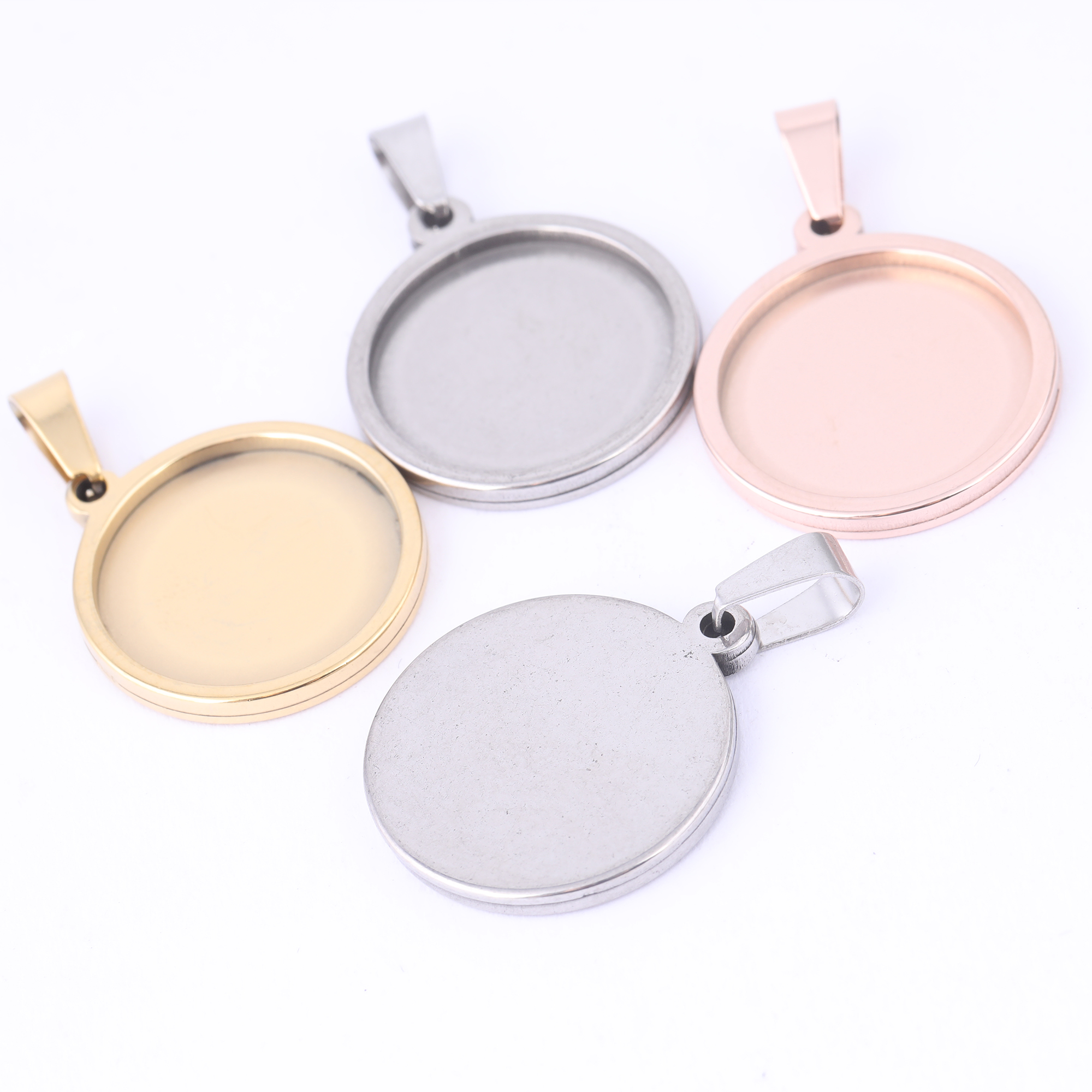 5pcs Stainless Steel 16mm 18mm - Bezels Set Pendant recension och pris
